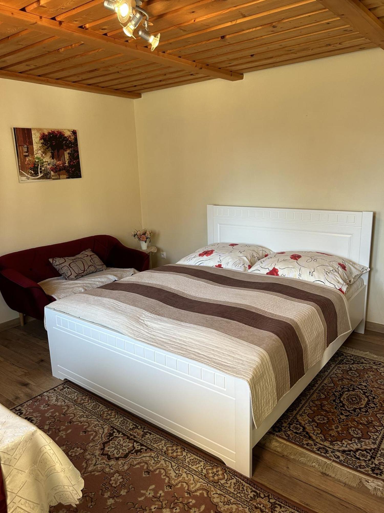 Privat Lenka Hotel Prosiek Ngoại thất bức ảnh